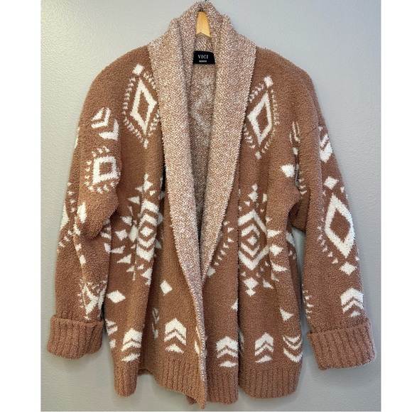 Vici Coyote Hills Aztec Print Cozy Open Front Cardigan Sweater Light Brown White - Picture 4 of 9